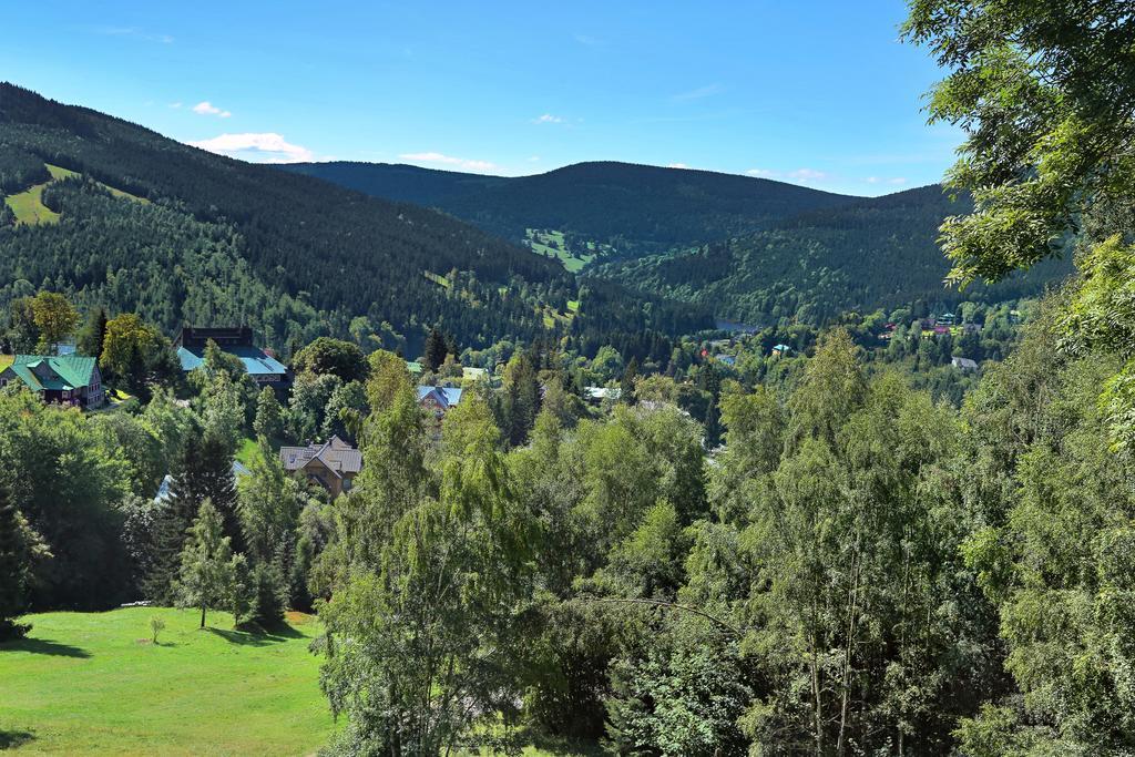 Hotel Horni Pramen Špindlerŭv Mlýn Exterior foto
