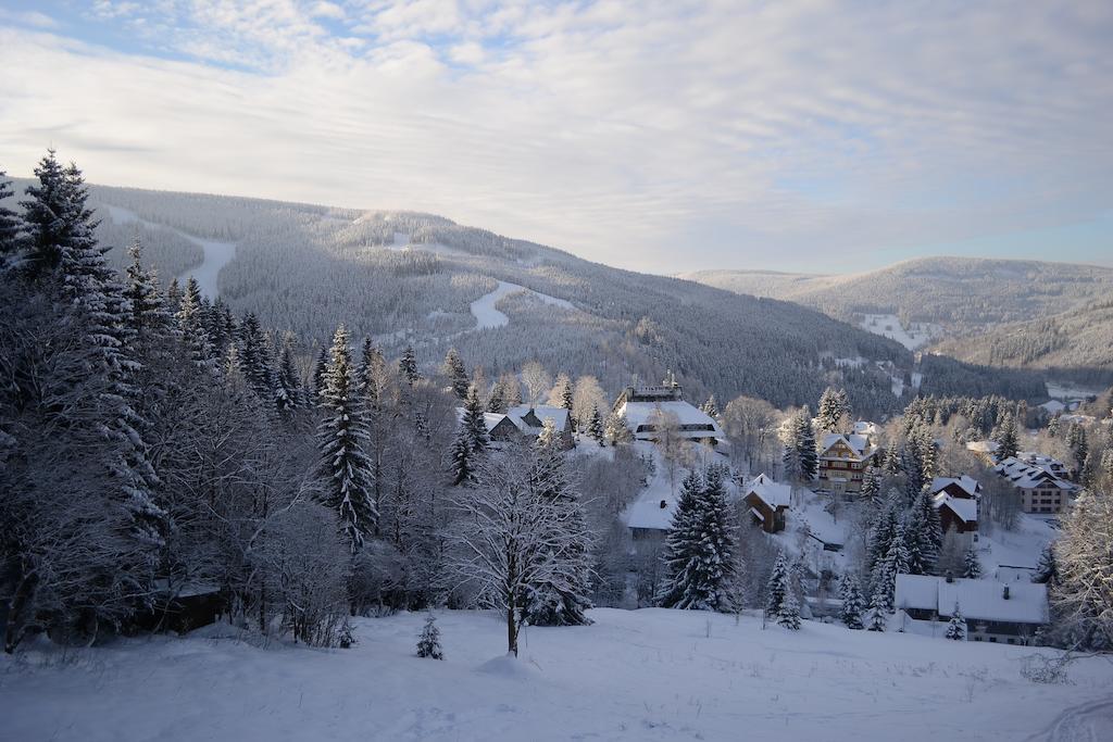 Hotel Horni Pramen Špindlerŭv Mlýn Exterior foto
