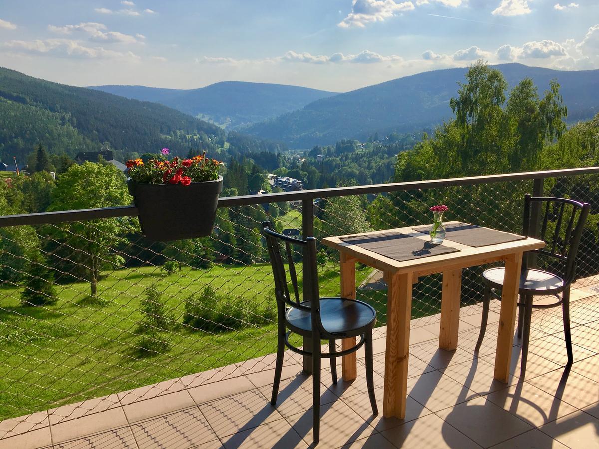 Hotel Horni Pramen Špindlerŭv Mlýn Exterior foto